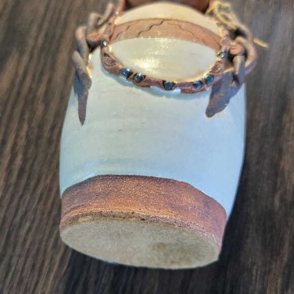 Vintage VAL KNIGHT Studio Handmade Pottery of Native American Girl NEW - Picture 8 of 12